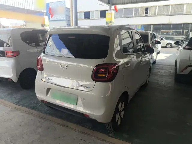 Wuling Hongguang Mini EV — Фото автомобиля 8
