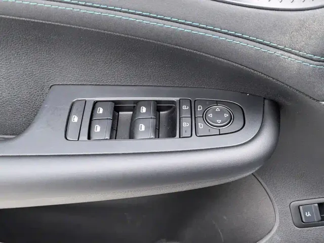 BYD Seal 05 DM-i — Фото автомобиля 9