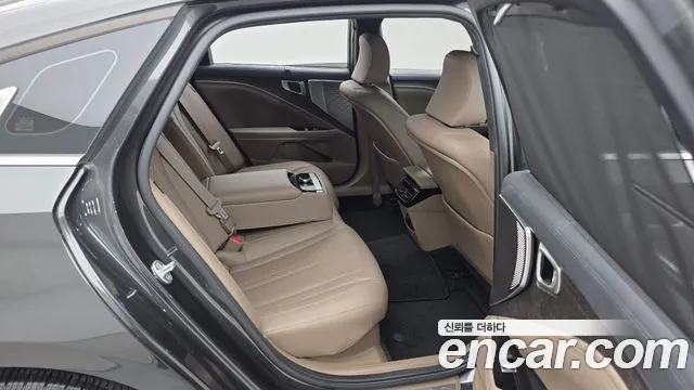 Kia K8 Hybrid — Фото автомобиля 11
