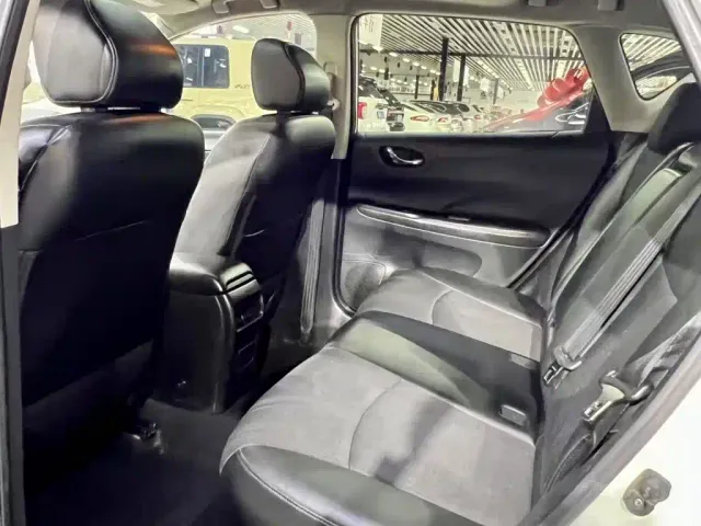 Toyota Vios FS — Фото автомобиля 9
