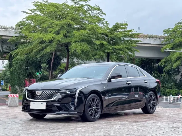 Фотография автомобиля — Cadillac CT4