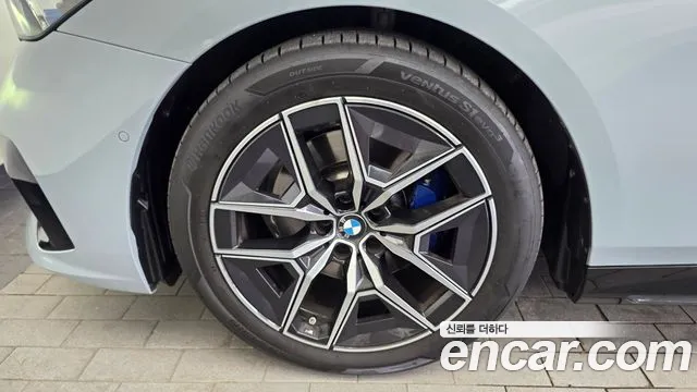 BMW 5-Series 5 серия (G60) 523d M Sport — Фото автомобиля 5
