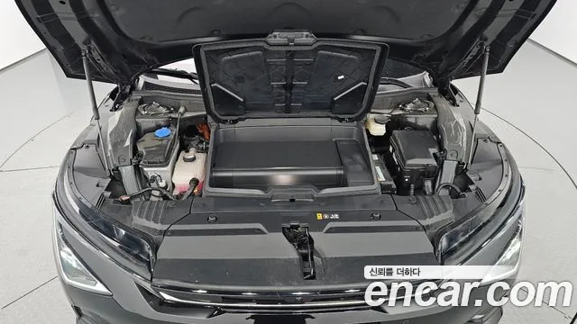 Kia EV6 — Фото автомобиля 9