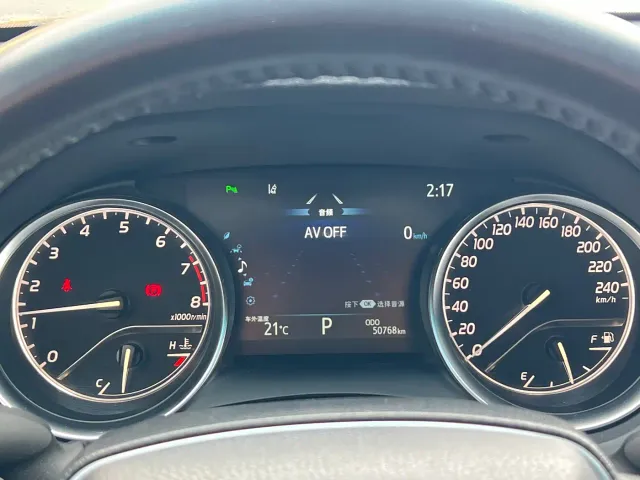 Toyota Camry — Фото автомобиля 11