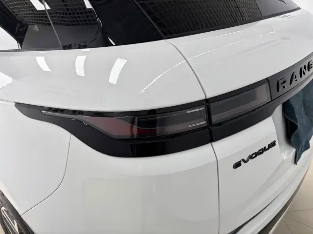 Land Rover Range Rover Evoque — Фото автомобиля 11