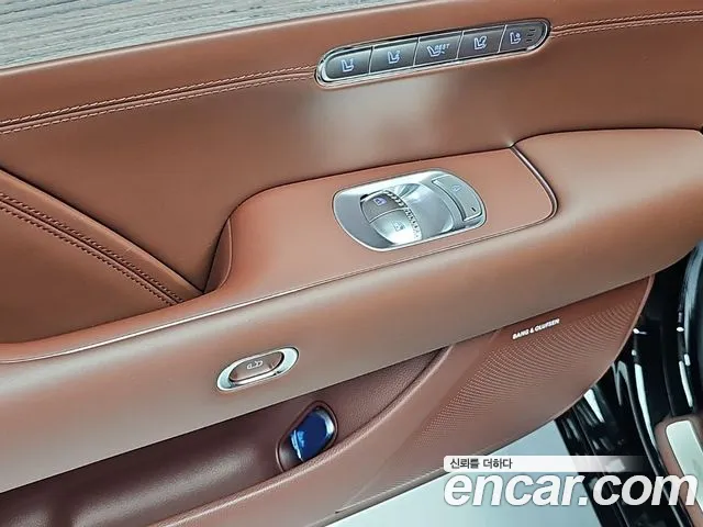 Genesis G90 RS4 — Фото автомобиля 16