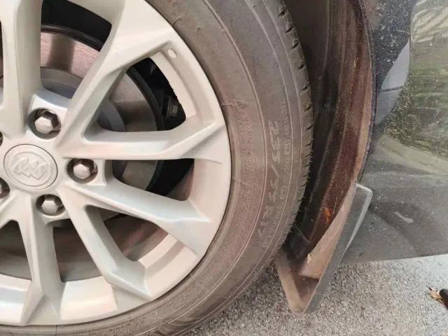 Buick LaCrosse — Фото автомобиля 7