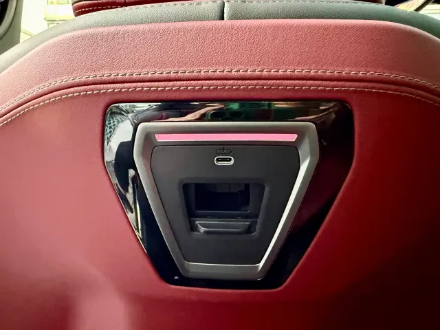 BMW 5 Series — Фото автомобиля 16