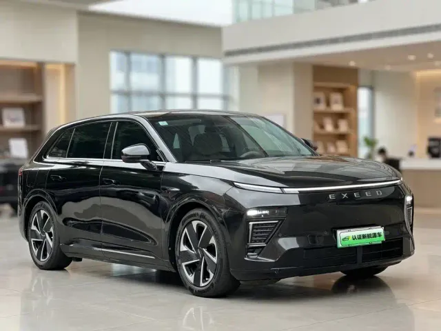 Exeed Exlantix ET — Фото автомобиля 3