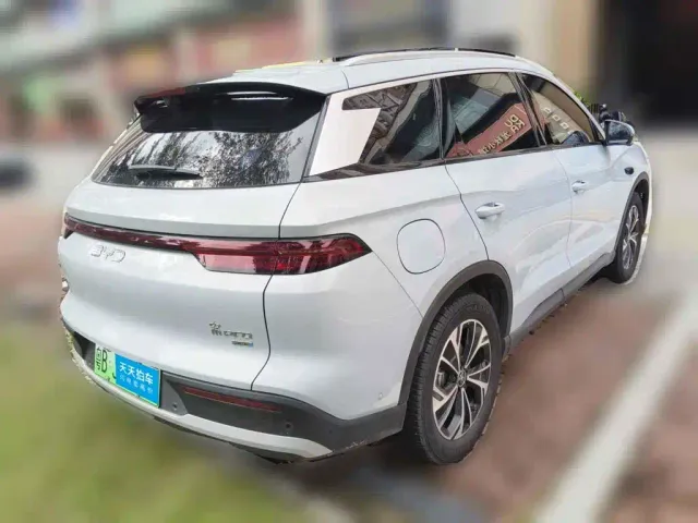 BYD Song Pro — Фото автомобиля 2