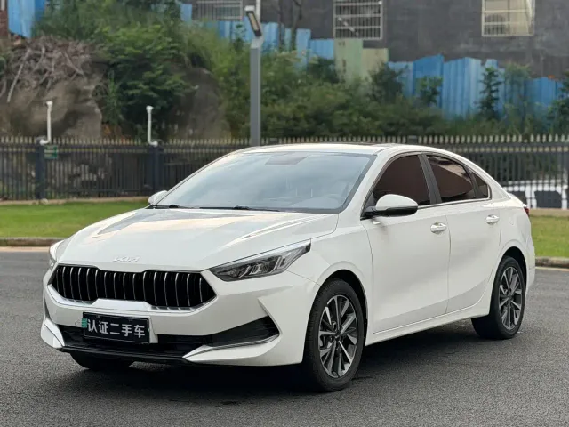 Фотография автомобиля — Kia K3