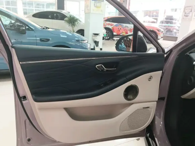 Aion AION RT 2025 650 LiDAR Edition — Фото автомобиля 10
