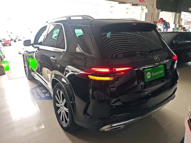 Mercedes-Benz GLE-Class — Фото автомобиля 23