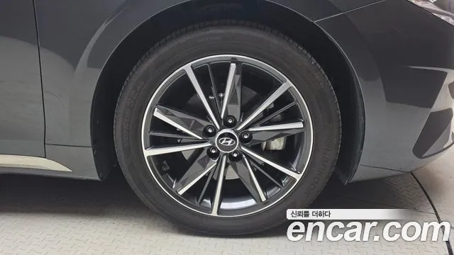 Hyundai Grandeur New — Фото автомобиля 6
