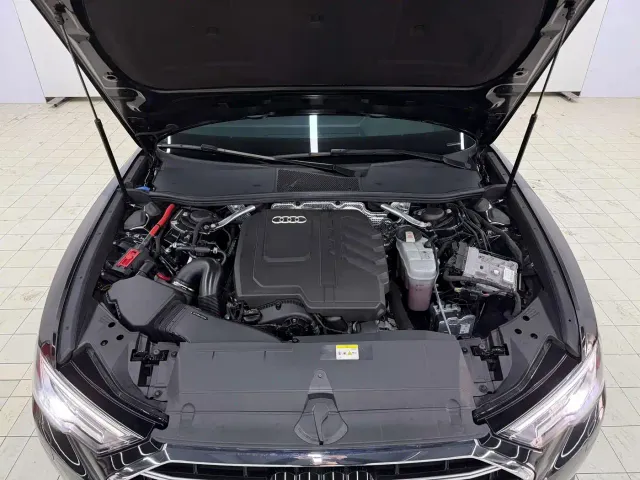 Audi A6L — Фото автомобиля 14