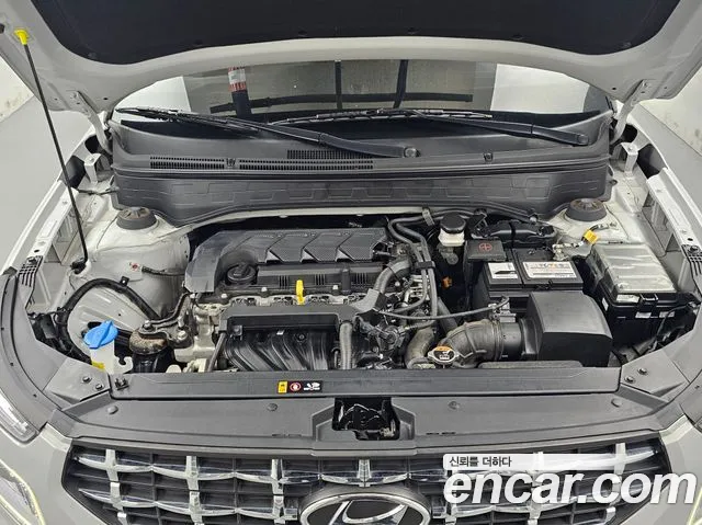 Hyundai Venue — Фото автомобиля 6