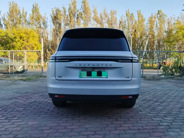 Leapmotor C16 — Фото автомобиля 4