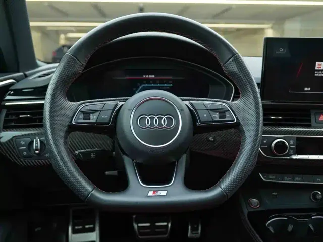 Audi S4 — Фото автомобиля 16
