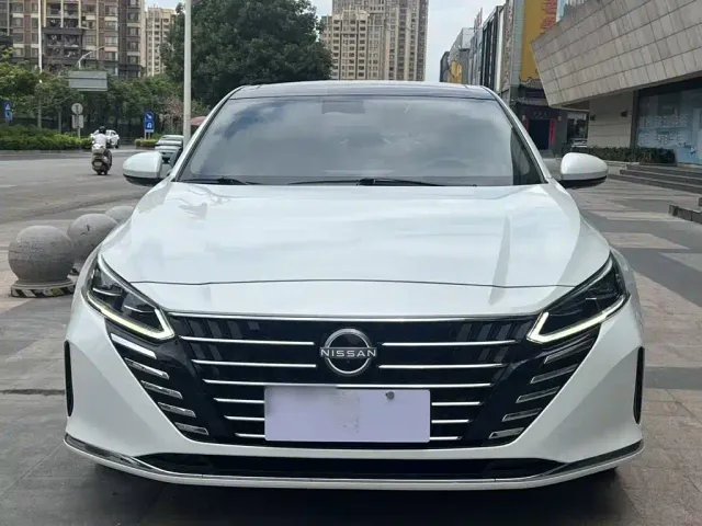 Nissan Teana — Фото автомобиля 11
