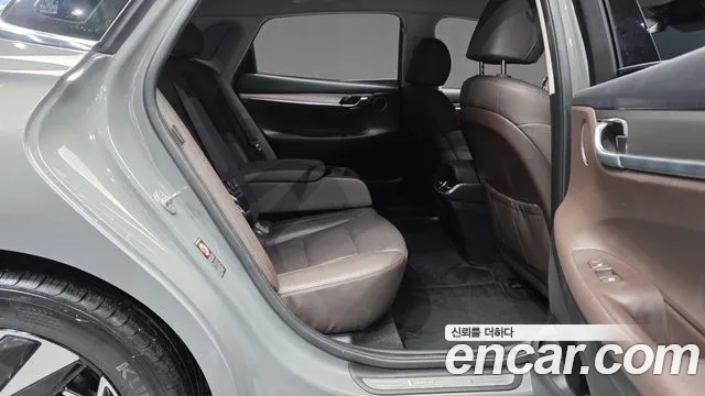 Hyundai Grandeur Premium — Фото автомобиля 11