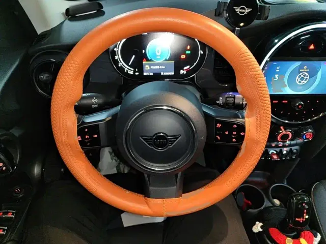 MINI Hatch — Фото автомобиля 10