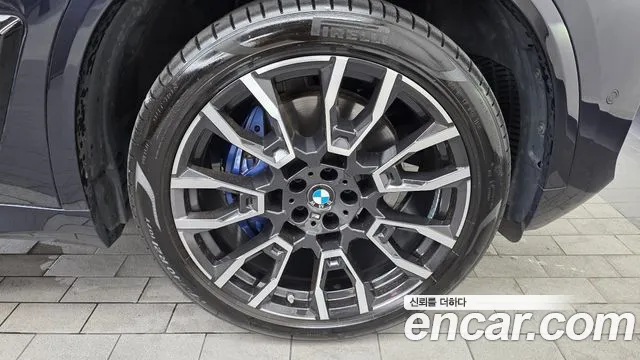BMW X5 xDrive 40i M Sport — Фото автомобиля 21