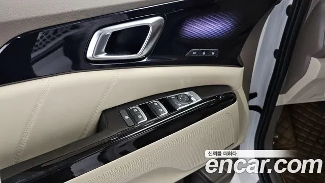 Kia Canival Carnival 4 поколение Бензин 7 мест Hi-Limousine — Фото автомобиля 2