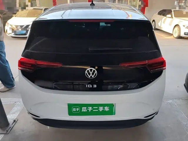 Volkswagen ID.3 — Фото автомобиля 5