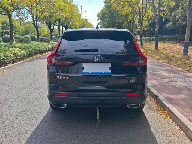 Honda CR-V — Фото автомобиля 14