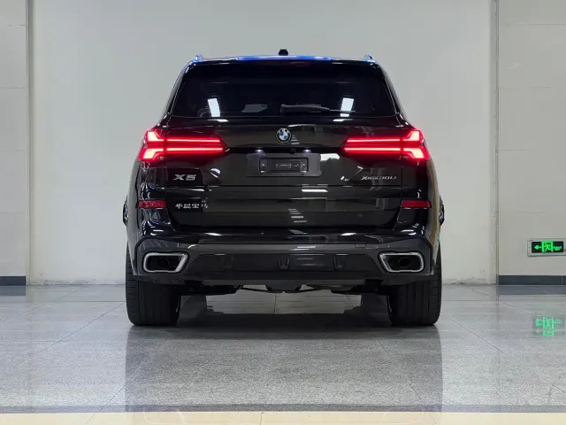 BMW X5 — Фото автомобиля 5
