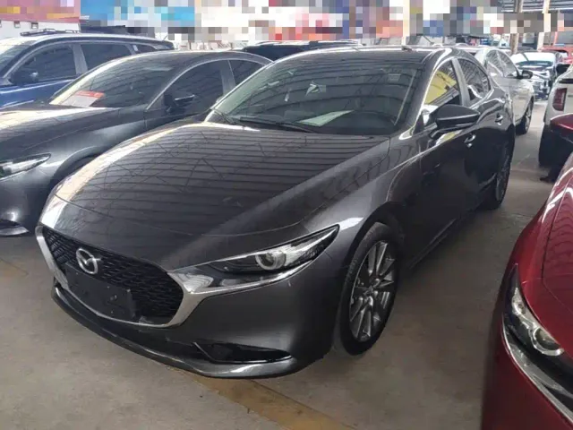 Фотография автомобиля — Mazda Axela