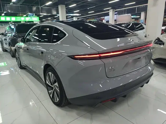 Nio ET5 — Фото автомобиля 4