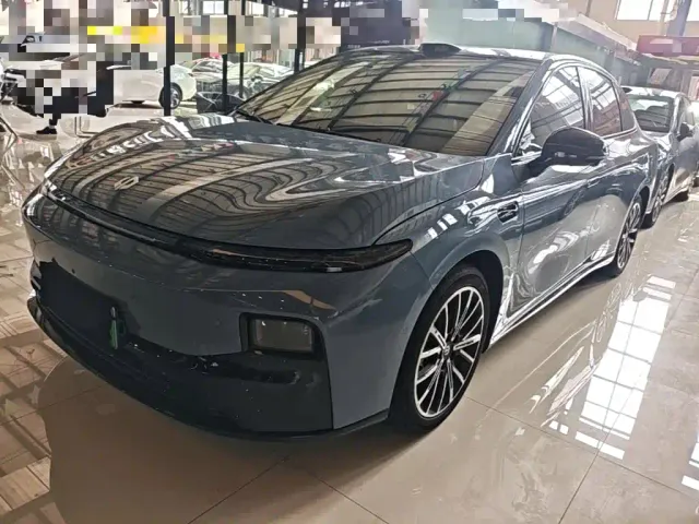 Фотография автомобиля — Leapmotor B01