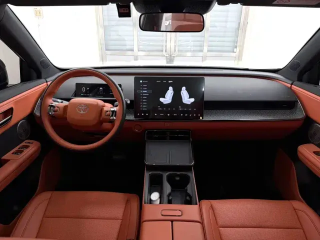 Toyota BoZhi 3X — Фото автомобиля 12
