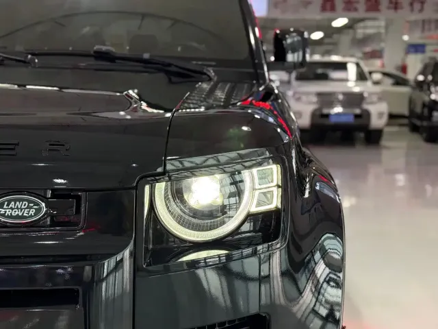 Land Rover Land Rover Defender 2022 110 P400 X-DYNAMIC HSE — Фото автомобиля 7