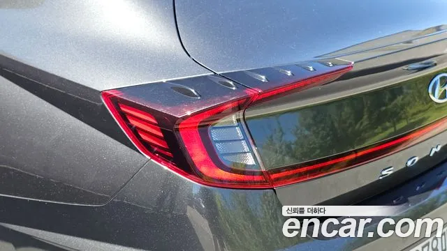Hyundai Sonata Sonata (DN8) 2.0 LPG(Для проката) — Фото автомобиля 23