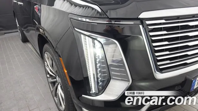 Cadillac Escalade Escalade 5 поколение — Фото автомобиля 15
