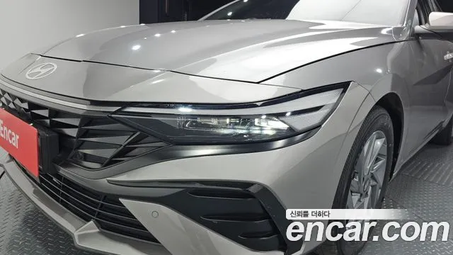 Hyundai AVANTE Новый Avante (CN7) — Фото автомобиля 22