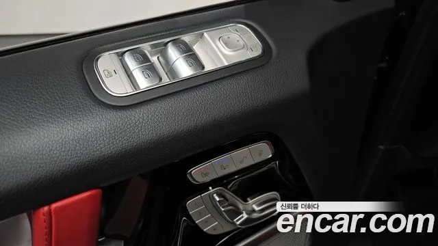 Mercedes-Benz G-Class — Фото автомобиля 16