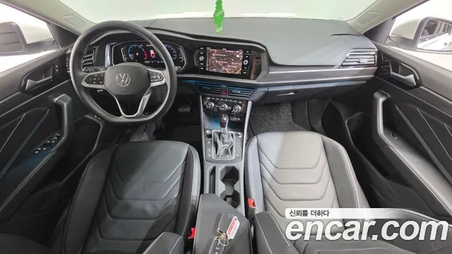 Volkswagen Jetta — Фото автомобиля 3