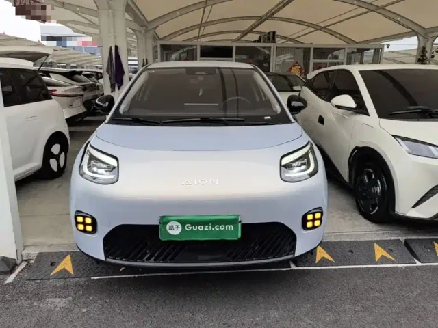 GAC Aion UT — Фото автомобиля 2