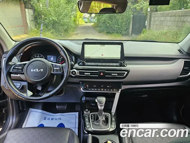 Kia Seltos — Фото автомобиля 10