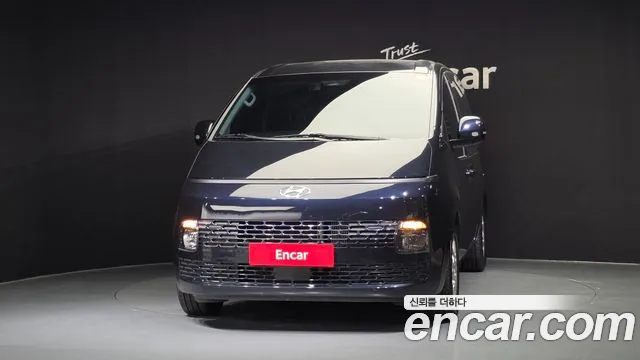 Hyundai Staria Staria 4WD Tourer 9 мест — Фото автомобиля 3
