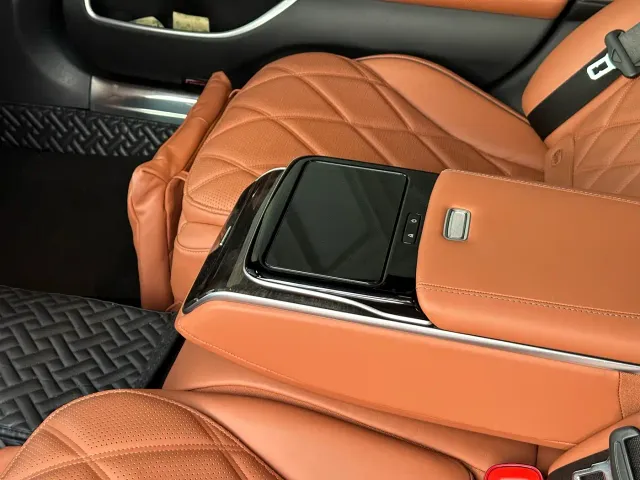 Mercedes-Benz Maybach S-Class — Фото автомобиля 28