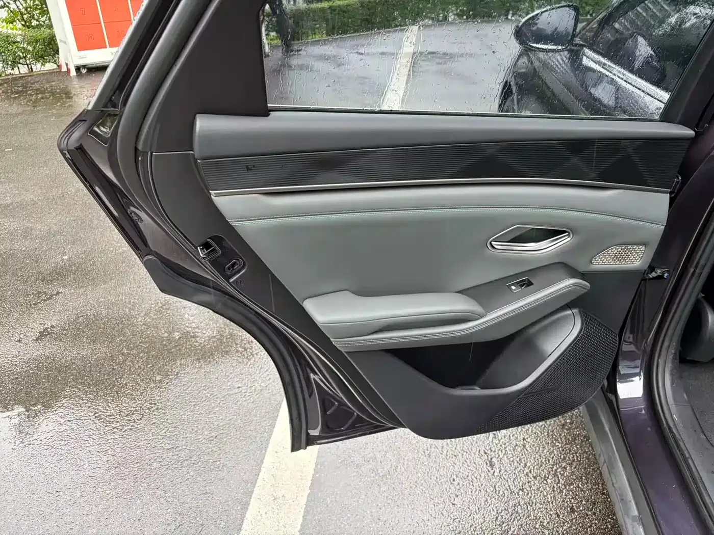 BYD Qin L 2024 DM-i 120KM Leading — Фото автомобиля 10