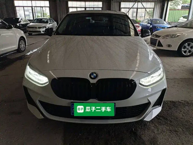 BMW 1 Series — Фото автомобиля 2