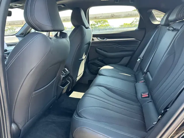 Geely Xingrui — Фото автомобиля 6