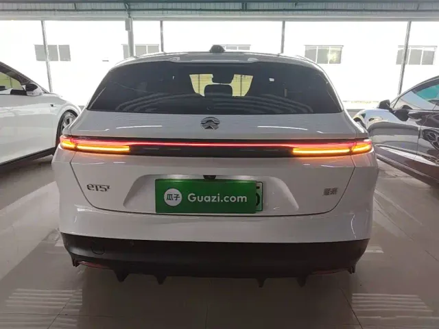 Nio ET5 Touring — Фото автомобиля 5