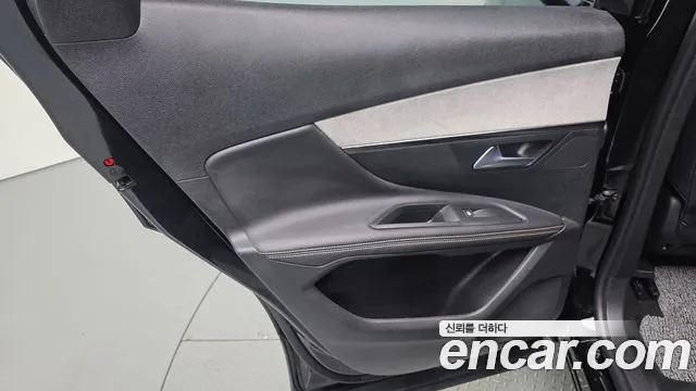 Peugeot 3008 — Фото автомобиля 25