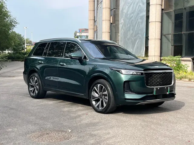 Li Auto ONE — Фото автомобиля 8